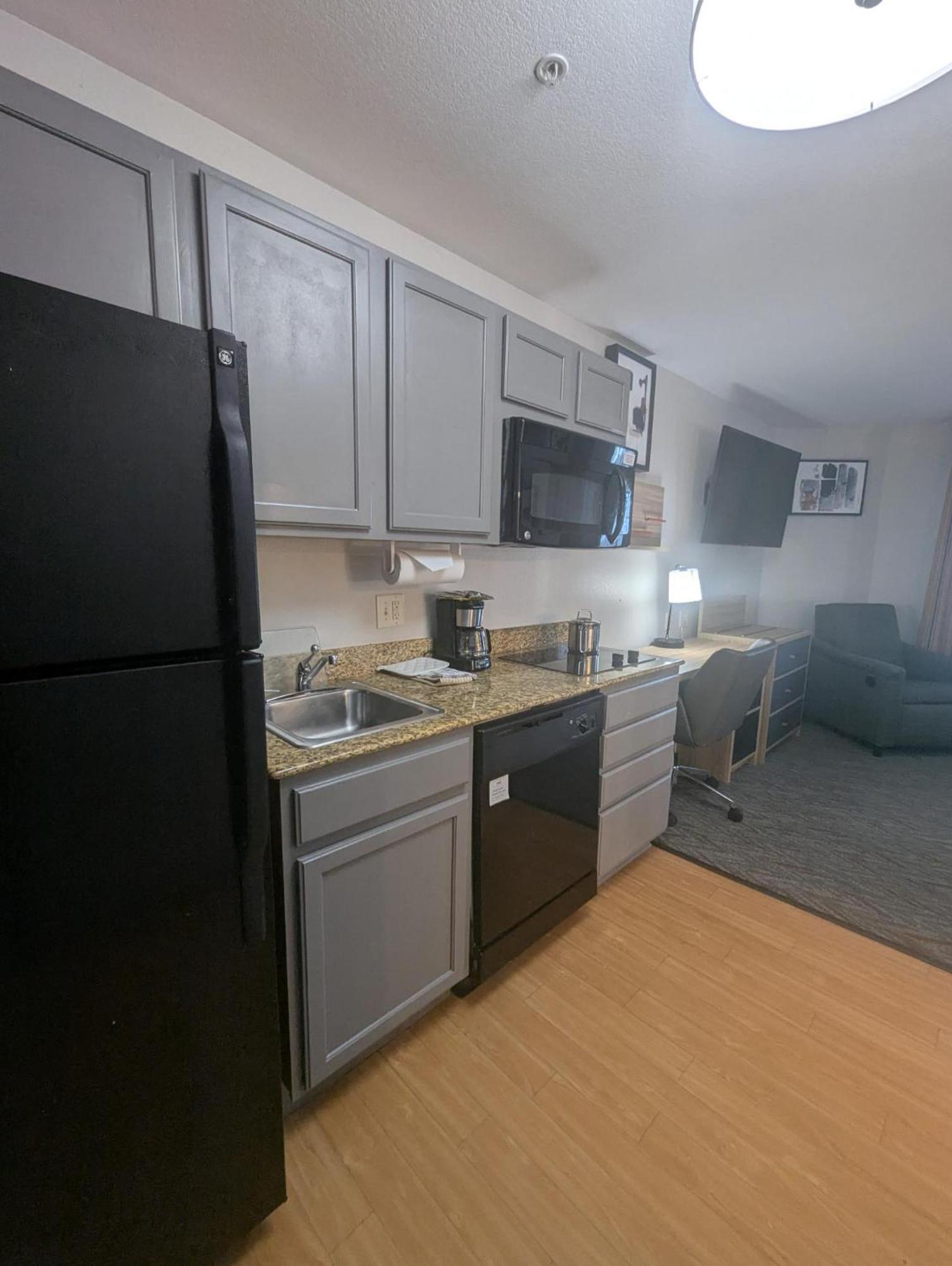 Candlewood Suites Loveland By Ihg Eksteriør billede